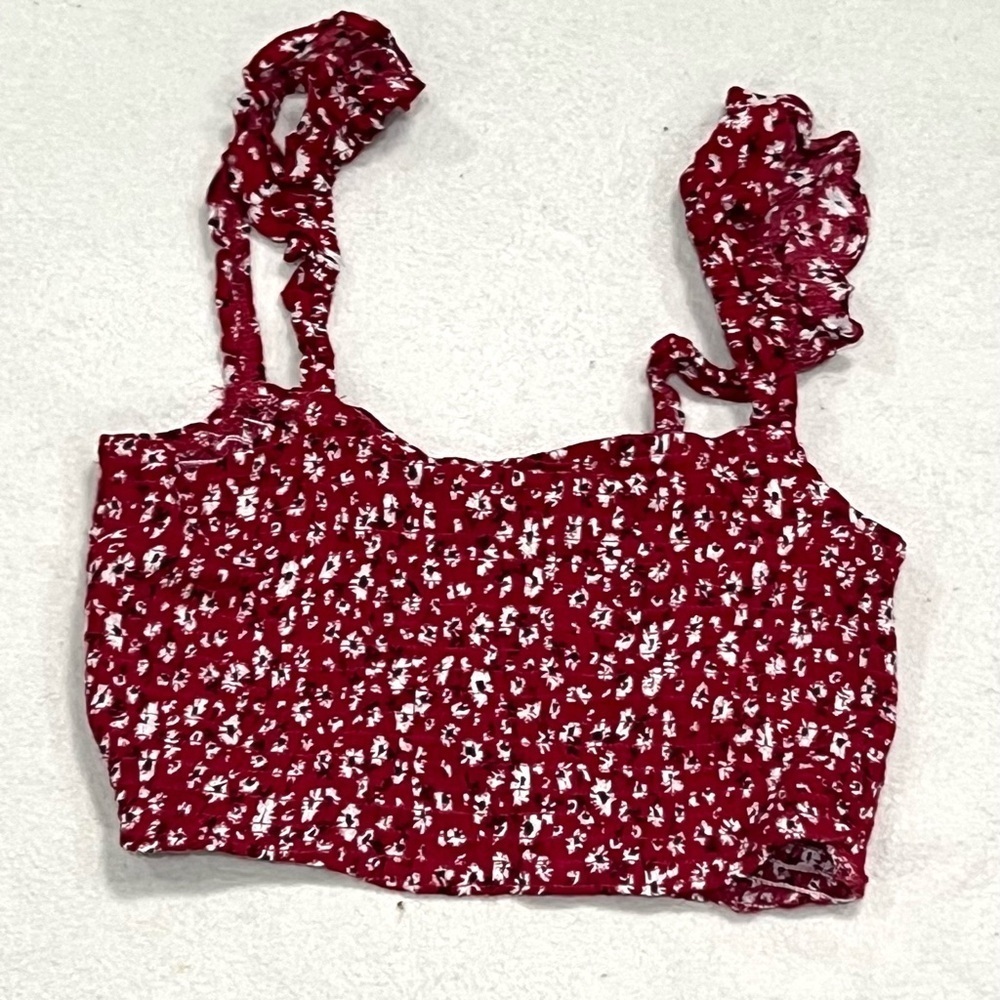 SHEIN Red Ruffled Crop Tank Top Sleeveless